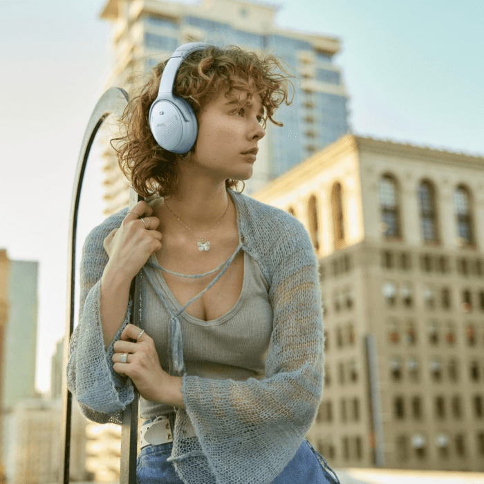 Quietcomfort Bluetooth Headphones, Wireless Headphones, over Ear Noise Cancelling Headphones with Mic, up to 24 Hours of Battery Life, Moonstone Blue - Limited Edition Color - Image 6