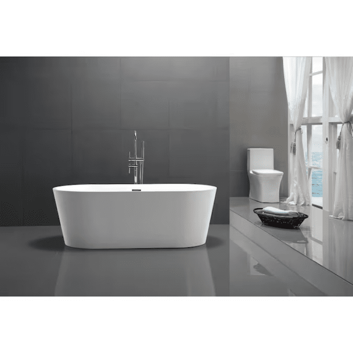 Chand Series 32-In X 67-In White Acrylic Oval Freestanding Soaking Bathtub with Drain (Center Drain)