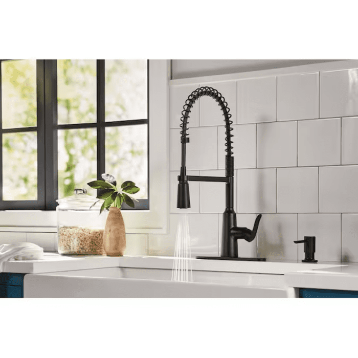 Edwyn Matte Black Single Handle Pull-Down Kitchen Faucet with Sprayer (Deck Plate and Soap Dispenser Included) - Image 5