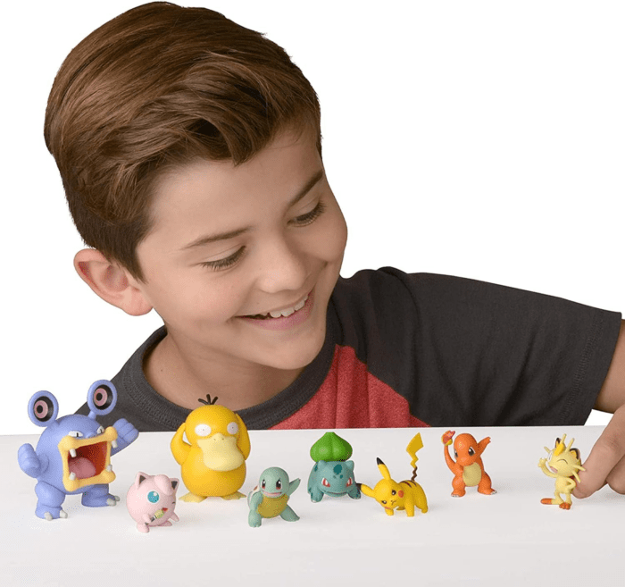 Battle Figure 8-Pack - Comes with 2” Pikachu, 2” Bulbasaur, 2” Squirtle, 2” Charmander, 2” Meowth, 2" Jigglypuff, 3” Loudred, and 3” Psyduck - Image 3