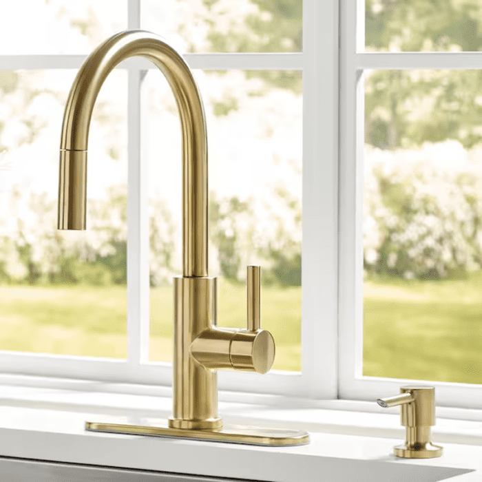 Harlow Spot Free Stainless Steel Single Handle Pull-Down Kitchen Faucet with Sprayer (Deck Plate and Soap Dispenser Included) - Image 18