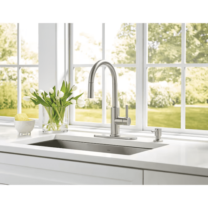 Harlow Spot Free Stainless Steel Single Handle Pull-Down Kitchen Faucet with Sprayer (Deck Plate and Soap Dispenser Included) - Image 7